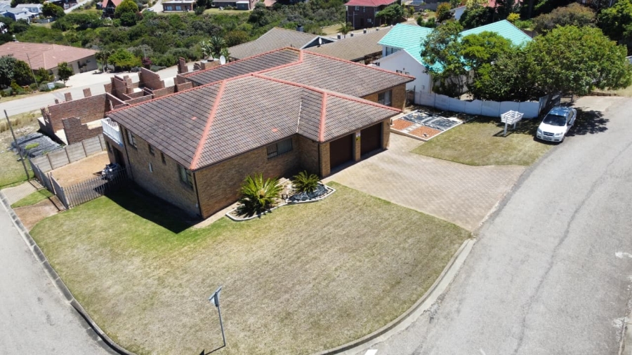 4 Bedroom Property for Sale in Dana Bay Western Cape